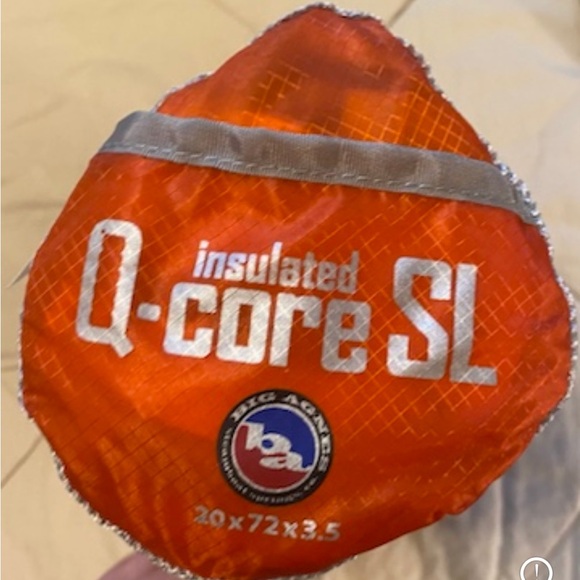 Insulated Q-Core SL Superlight Camping Pad - Picture 3 of 7